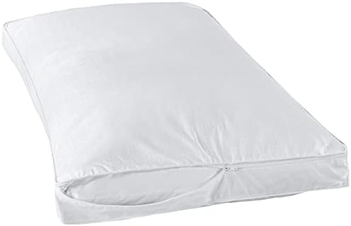 STONECREST Gusseted Pillow Protector - Zipper Queen Size