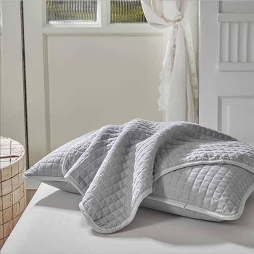 Quinlirra Reusable Pillow Protector with Breathable Fabric and Zipper